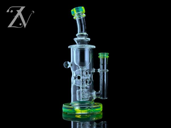 IRIDESCENT GLASS: SUPERIOR SFT SLYME