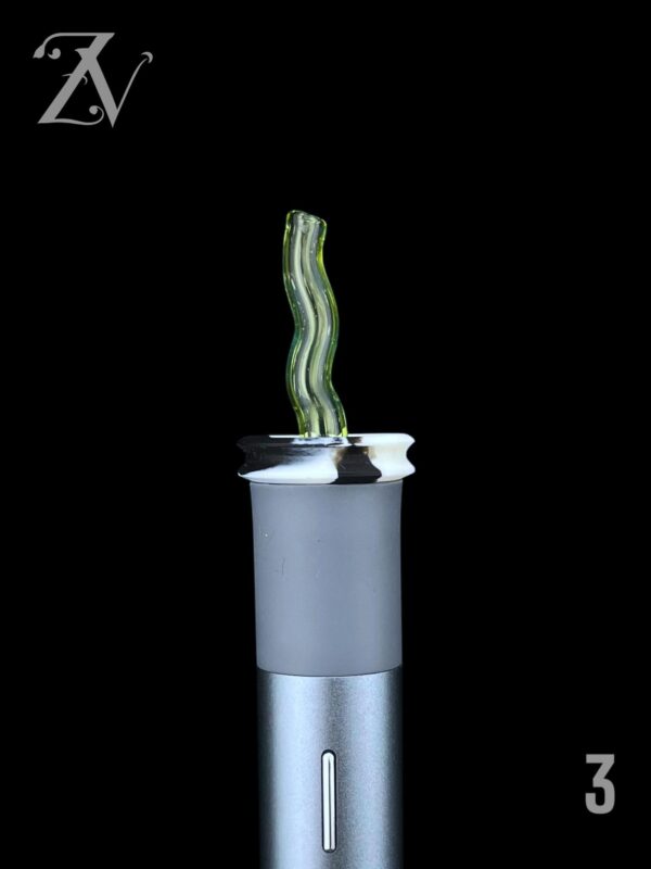 MAGIZLE GLASS: SQUIGGLE STRAW PIVOT MOUTHPIECE - Image 3
