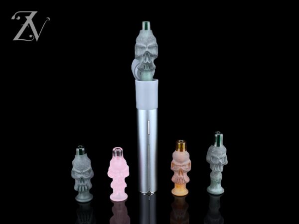 MAJOR GLASS LAB: SKULL PIVOT MOUTHPIECE